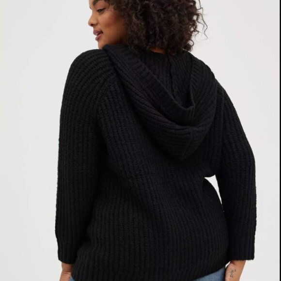 Torrid Raglan Hoodie Sweater - Embroidered Star Black NWT NEW 3x pocket - Picture 4 of 15